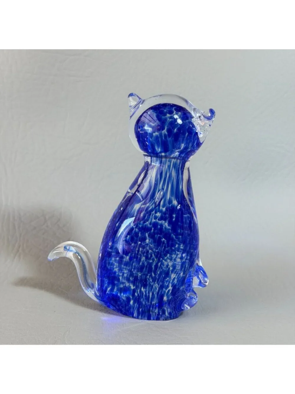 Retro Cobalt Blue Speckled Glass Sitting Cat Statue Clear Tail Paperweight 5